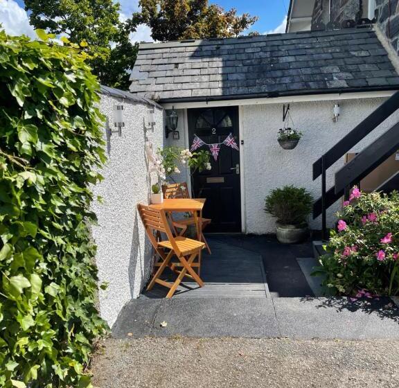 Lovely 2 Bed Apartment Porthmadog Harbourside