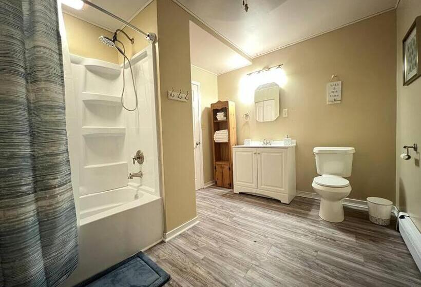 Cottage Near Cedar Point And Downtown Sandusky