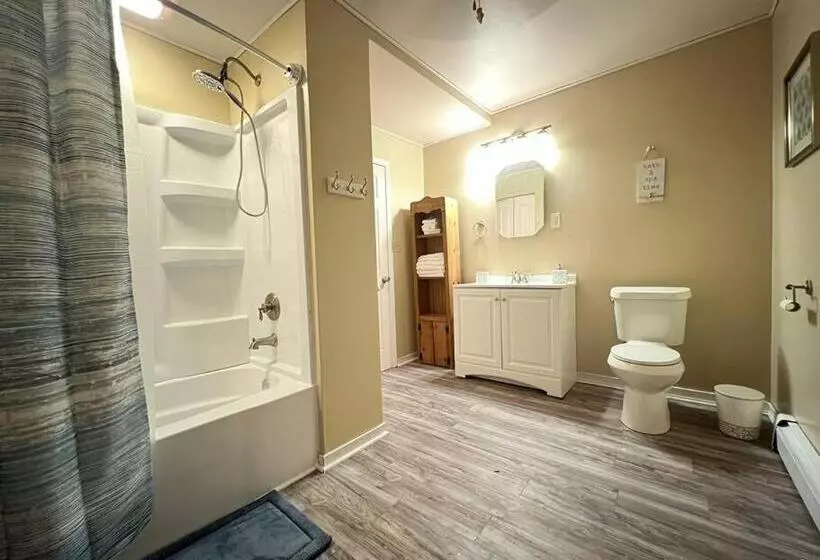 Cottage Near Cedar Point And Downtown Sandusky