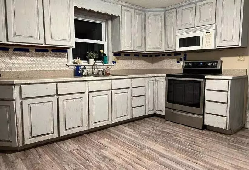 Cottage Near Cedar Point And Downtown Sandusky