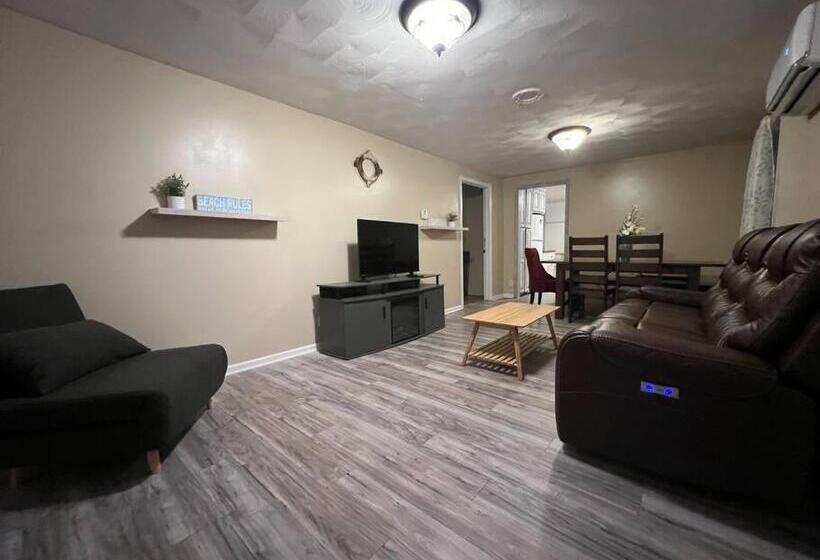 Cottage Near Cedar Point And Downtown Sandusky