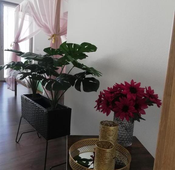 Glam Apartmán Bučovice