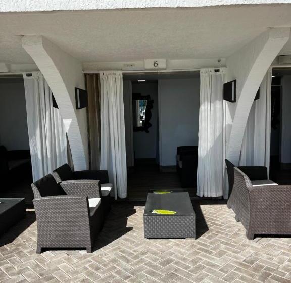 فندق Ocean Manor Tiki Sunset Retreat