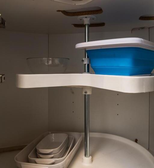 Luxurious 6 Bed Home I Fireplace I Near Sports Park I With Double Garage & Fast Wifi!