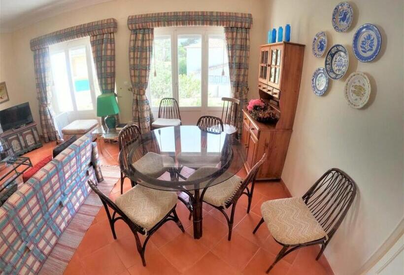 Sintra V4 House With Garden In Colares