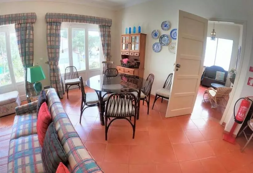 Sintra V4 House With Garden In Colares