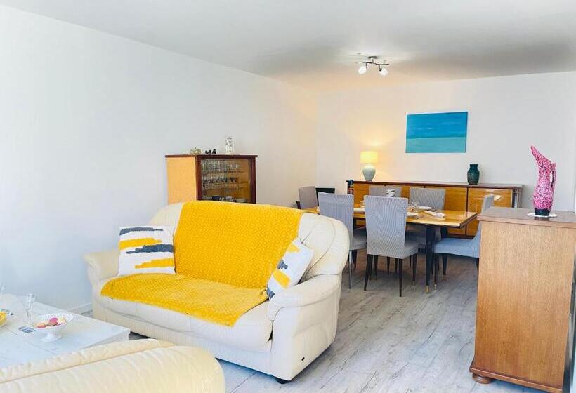 Très Bel Appartement Face Au Port Santa  Piscine