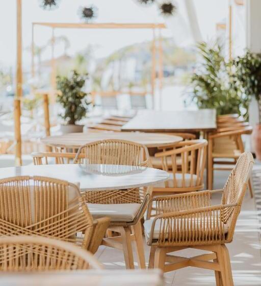 هتل Abonora Drymades