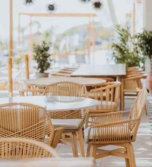 هتل Abonora Drymades