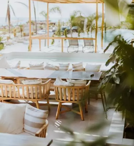 هتل Abonora Drymades