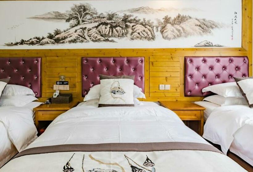 Floral Hotel Yixin Inn Zhangjiajie National Forest Park