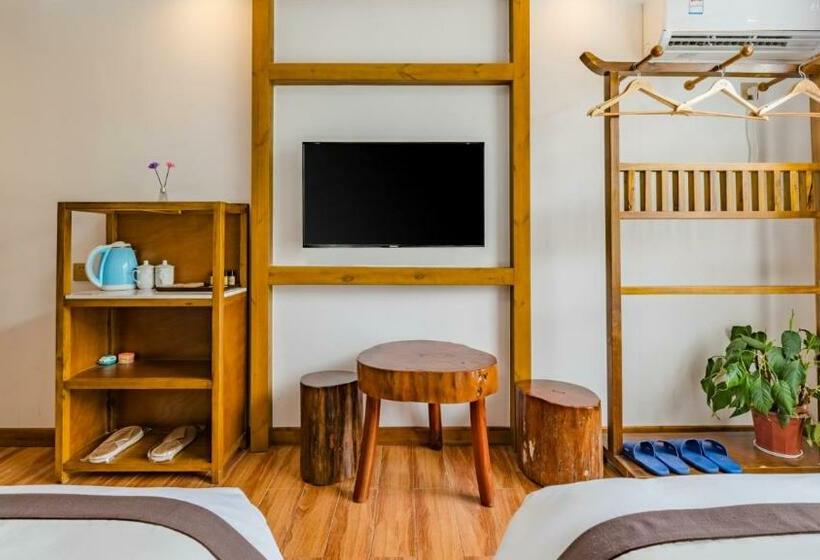 Floral Hotel Yixin Inn Zhangjiajie National Forest Park