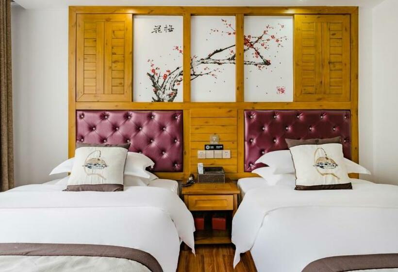 Floral Hotel Yixin Inn Zhangjiajie National Forest Park