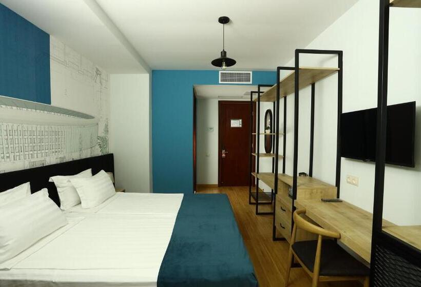 هتل Graphica Black Sea