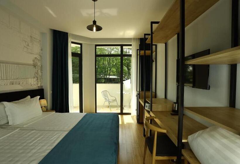 هتل Graphica Black Sea