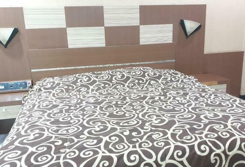 בית מלון כפרי Suroyo Redpartner