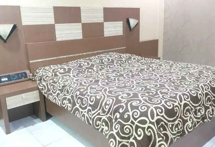 Hôtel Suroyo Redpartner