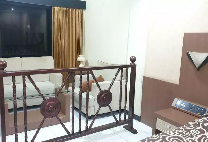 Hôtel Suroyo Redpartner