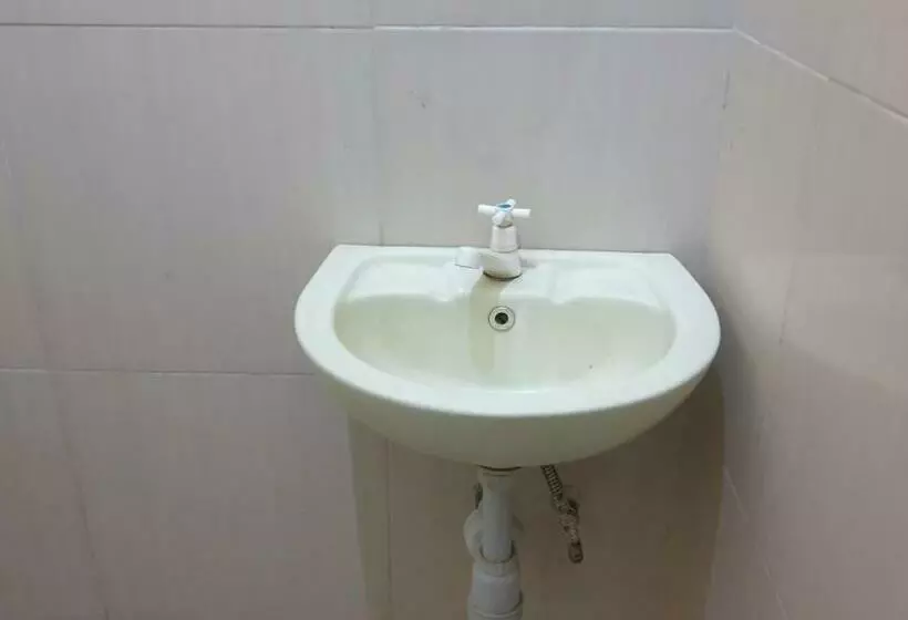 Hôtel Suroyo Redpartner