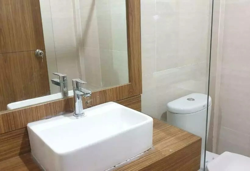 Hôtel Suroyo Redpartner