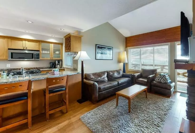 Hotelli Trappers Crossing 22