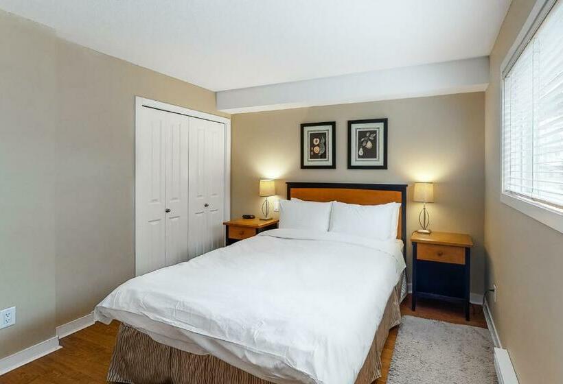 Hotel Trappers Crossing 22