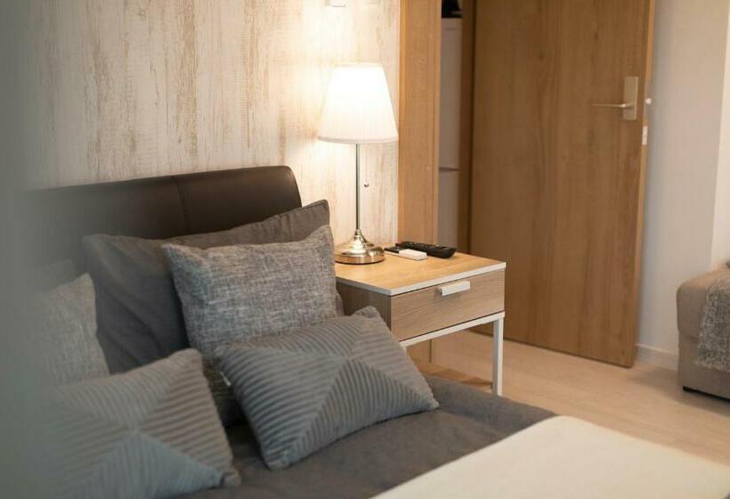 Osaka Sunshine Tower63