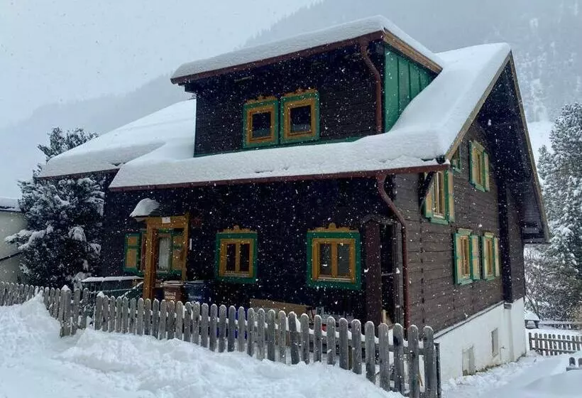 ペンション St Anton 365