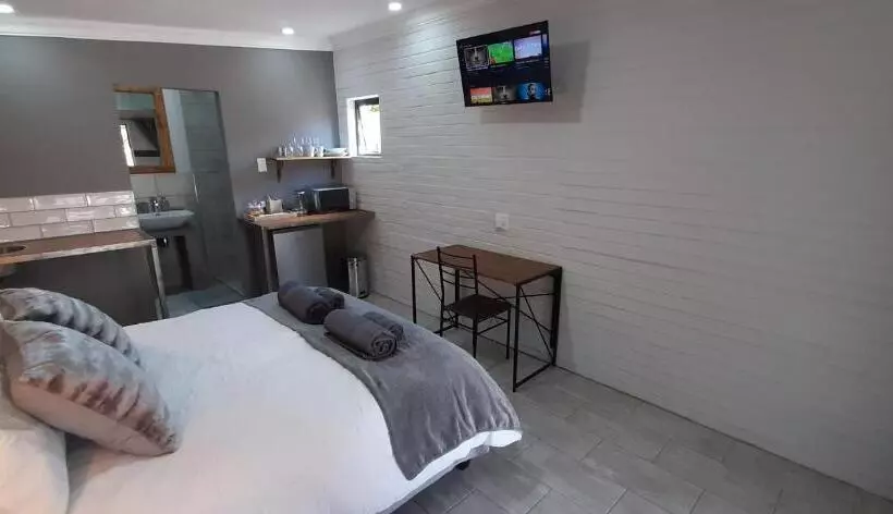 Majatalo Studio Twenty8