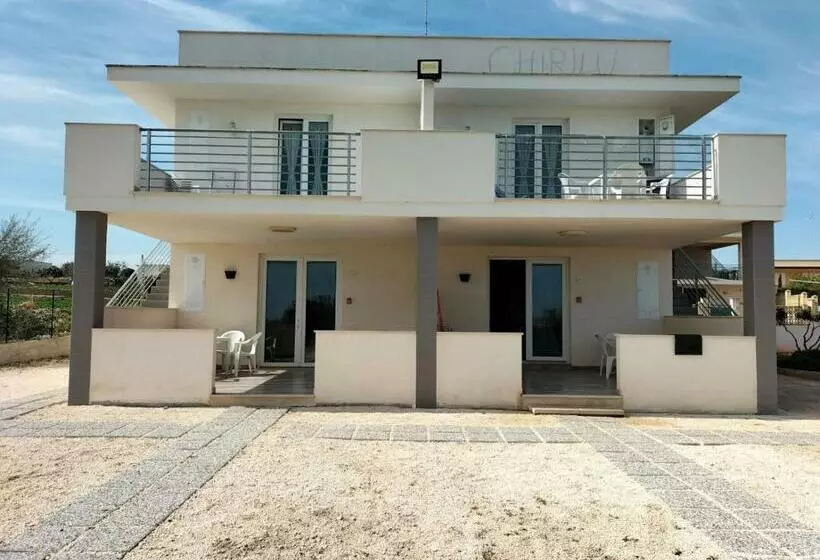 ペンション Villa Chirilú