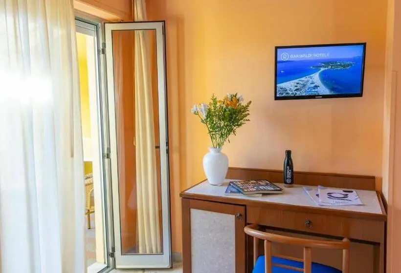 استراحتگاه Baia Di Tempsa