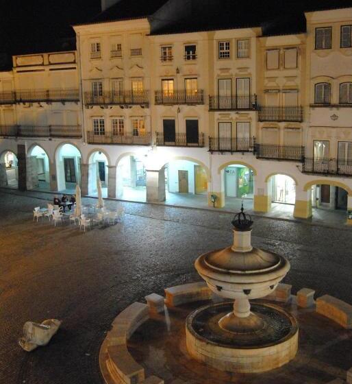 évora Sunset Hostel