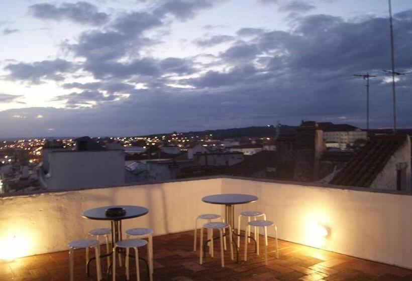 évora Sunset Hostel