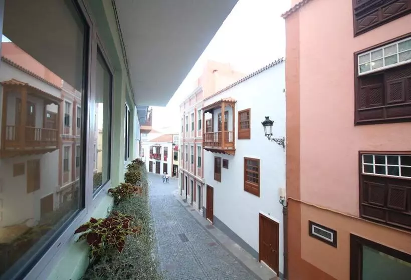 Hotelli Banana Garden La Palma