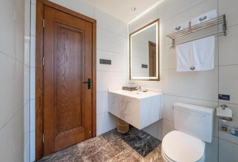 Отель Gme Taizhou Jingjiang City Bus Station