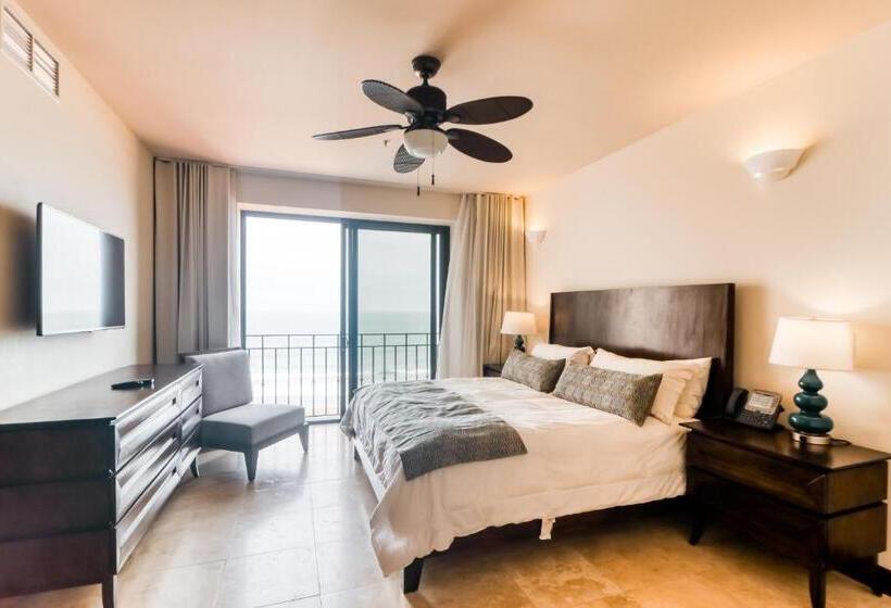 هتل Unit 1014 At Croc S