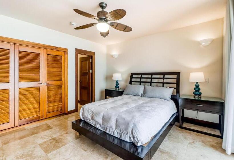 هتل Unit 1014 At Croc S