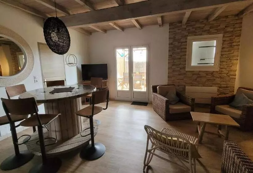 Logis La Reine Des Sables