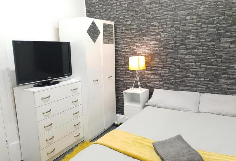 پانسیون Topaz Town House No 36