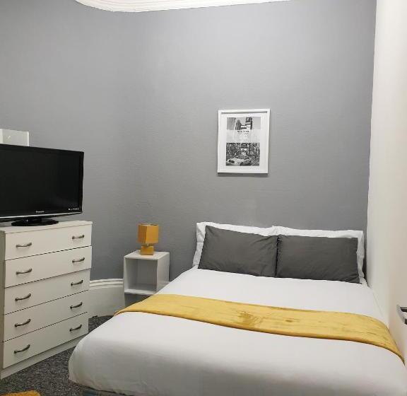 پانسیون Topaz Town House No 36