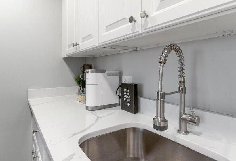 Valencia Royale   Private 2br Luxe Suite Natl Harbor Dc Md Va