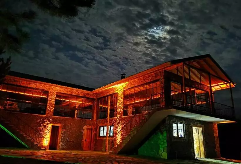 Lomakeskus Fikri Atalay Konağı Bungalov Evleri