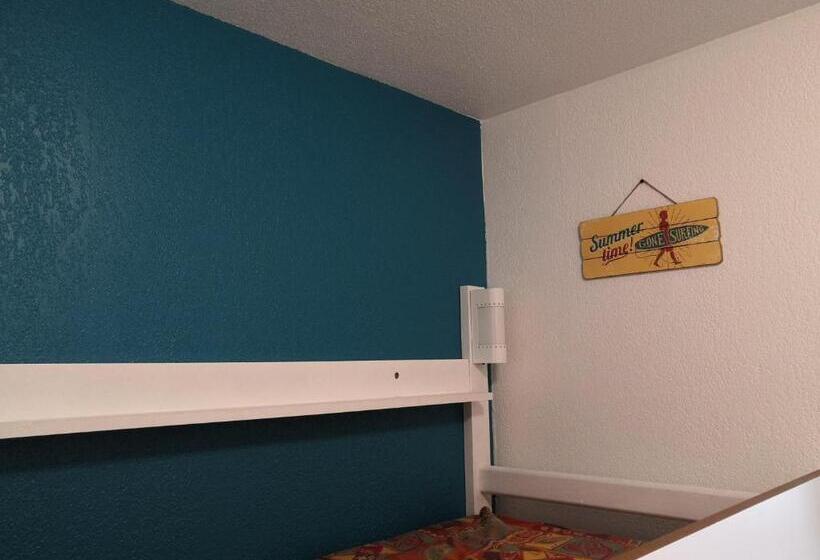 Ty Avel Studios 110 Et 111