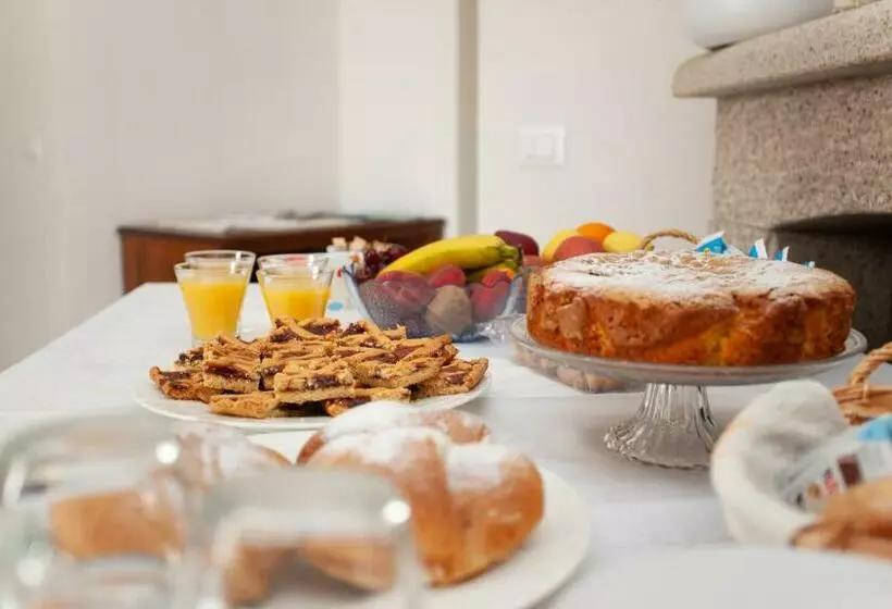 ベッドアンドブレックファースト Lu Lioni Rooms