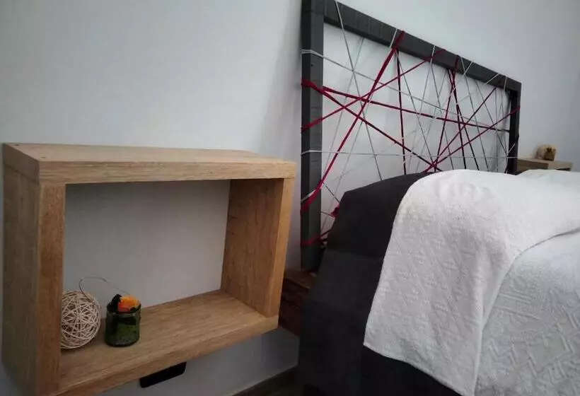 Due Camere E Una Bici