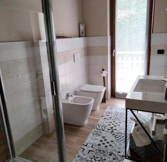 Due Camere E Una Bici