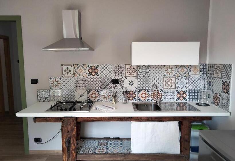 Due Camere E Una Bici