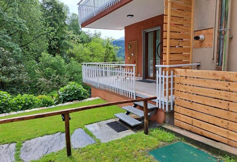 Due Camere E Una Bici