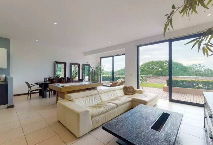 ホテル Nativa A14