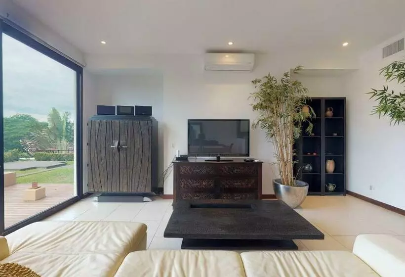 ホテル Nativa A14